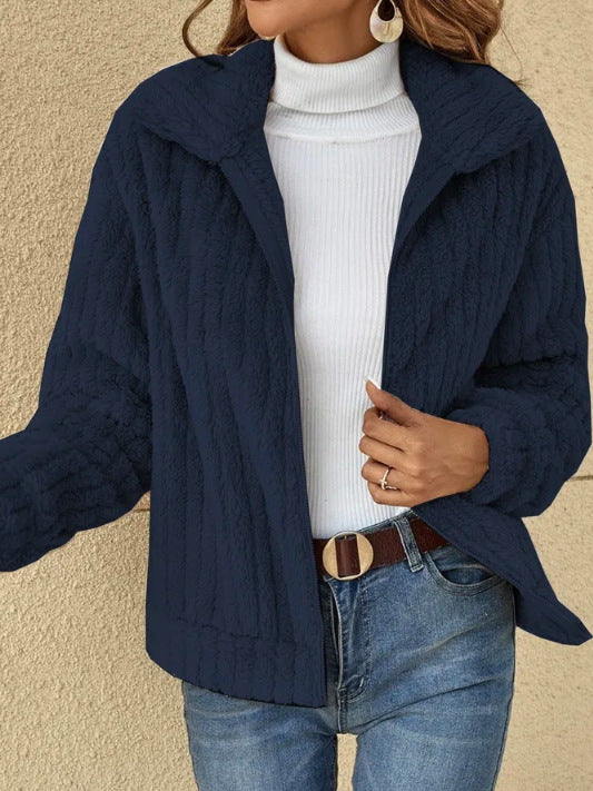 Damer Mjuk Fleecejacka med hög krage och texturerad design Mirla-Eva Jonsson