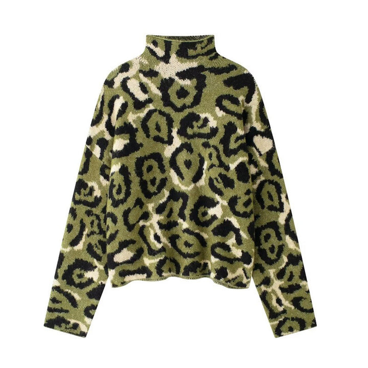 Damer Mjuk tröja med leopardmönster och hög krage Mirla-Eva Jonsson