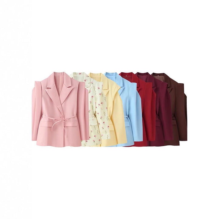 Damer Mode Blazer med asymmetrisk snitt och midjebälte Mirla-Eva Jonsson