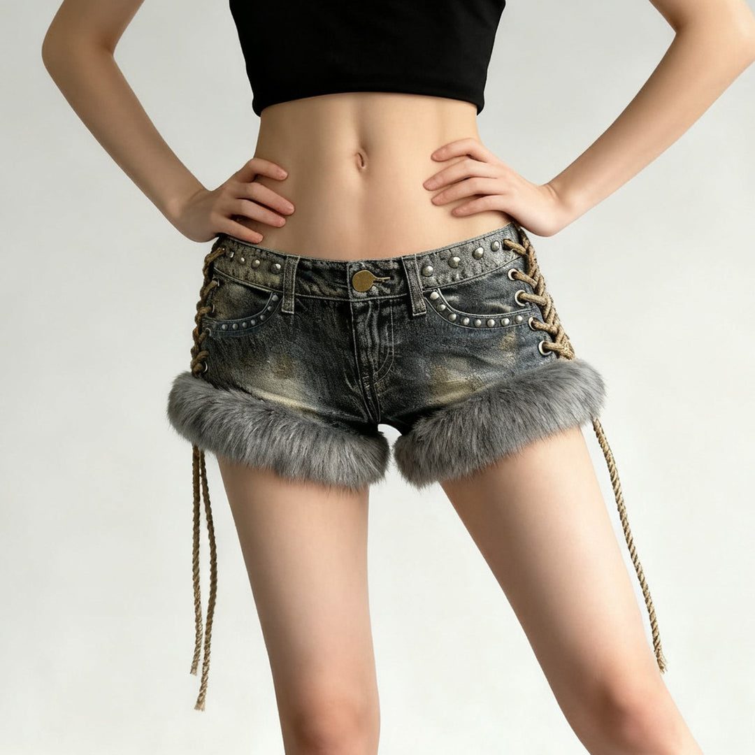 Damer Mode Denim-shorts med lyxig konstpäls och snördetaljer Mirla-Eva Jonsson