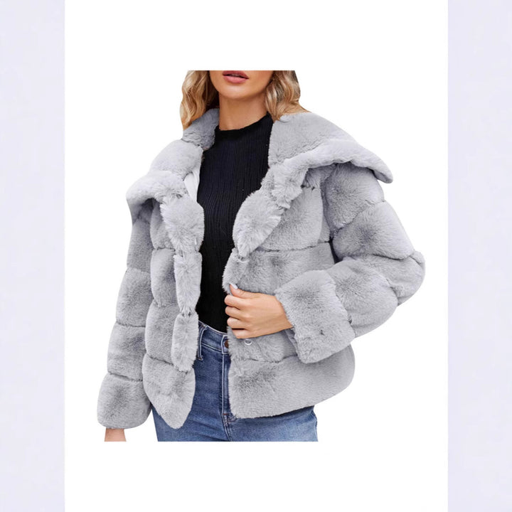 Damer Mode Hoodiejacka i konstpäls med strukturerad design Mirla-Eva Jonsson