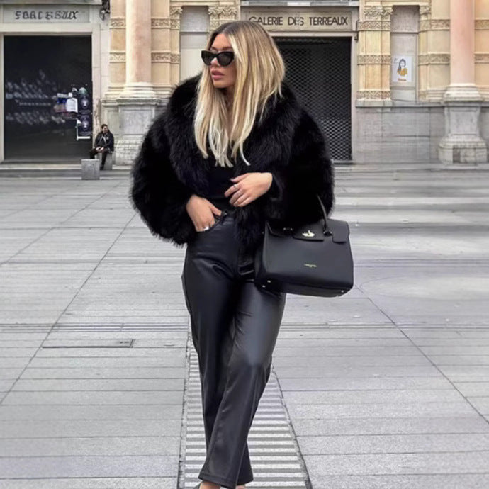Damer Mode Korthjacka i Konstpäls Mirla-Eva Jonsson