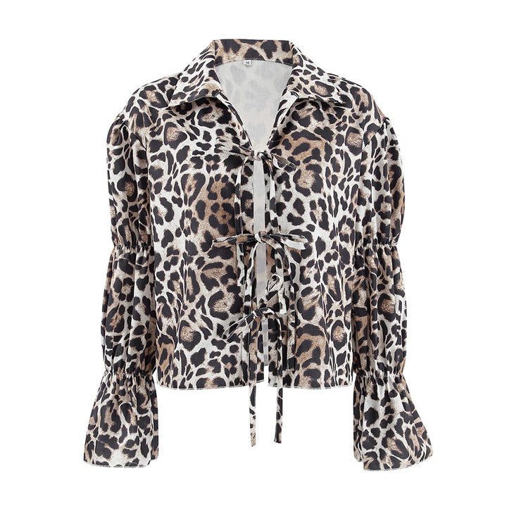 Damer Moder blouse med leopardmönster och volangärmar Mirla-Eva Jonsson