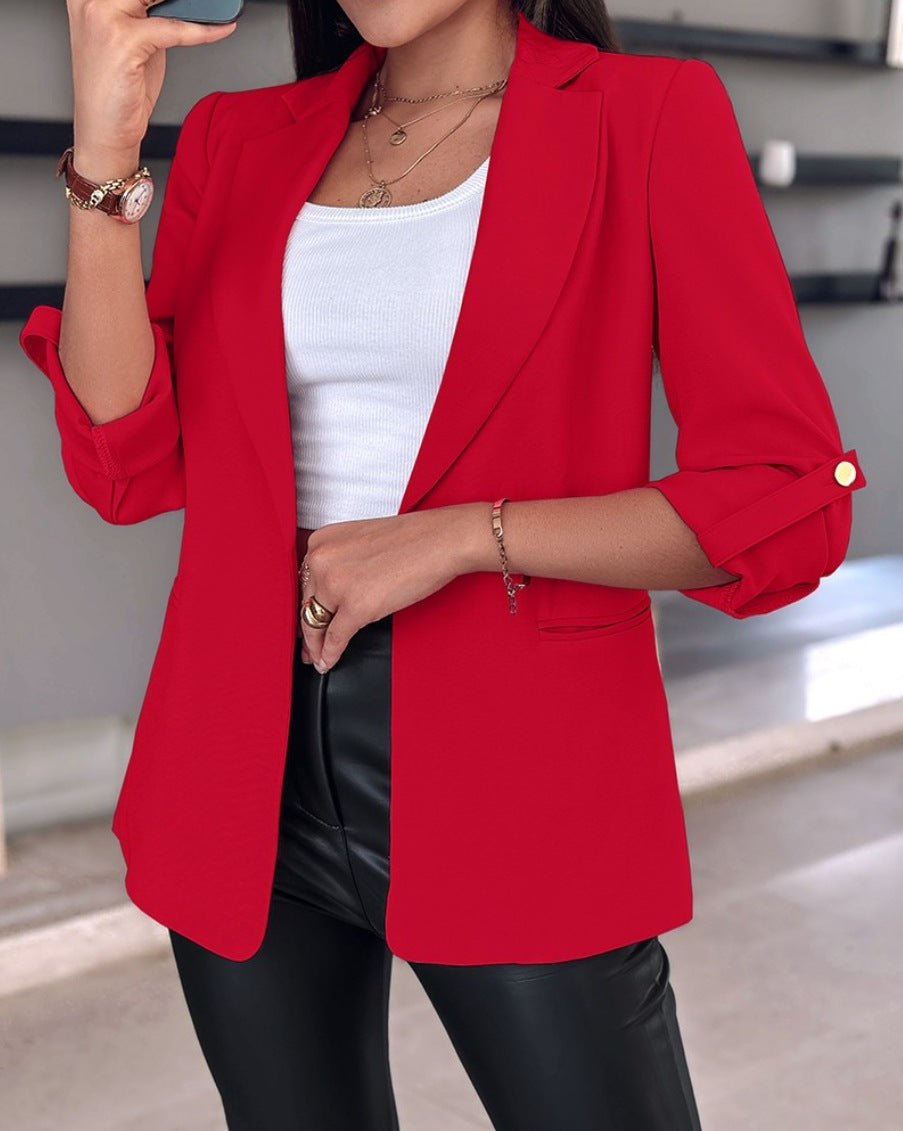 Damer Moderiktig Blazer med Uppvikta Ärmar och Praktiska Fickor Mirla-Eva Jonsson