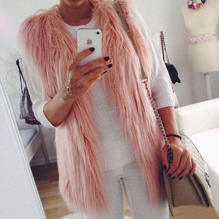 Damer Moderiktig Konstpälsväst i trendig Oversized-snitt Mirla-Eva Jonsson