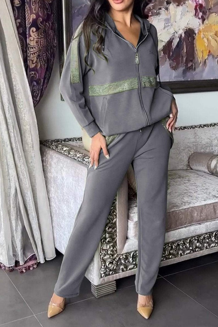Damer Moderiktig Zip-Hoodie med vid passform och eleganta detaljer Mirla-Eva Jonsson