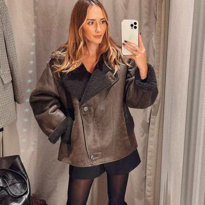 Damer Moderiktig övergångsjacka med mjukt fleecefoder och snygg krage Mirla-Eva Jonsson