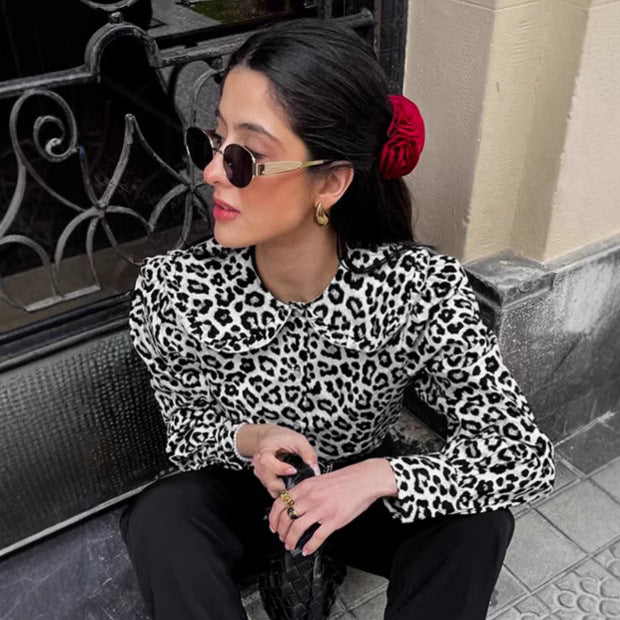 Damer Moderiktigt Blus med Leopardmönster och voluminösa Ärmar Mirla-Eva Jonsson