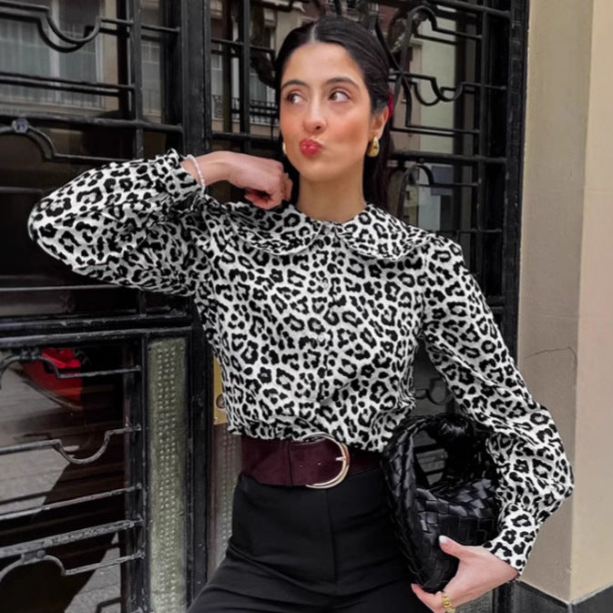 Damer Moderiktigt Blus med Leopardmönster och voluminösa Ärmar Mirla-Eva Jonsson