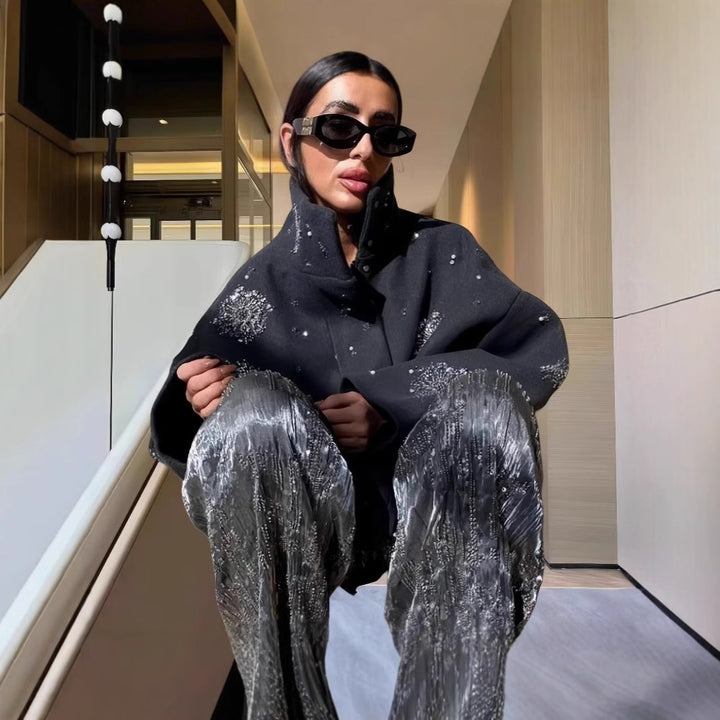 Damer Moderiktigt Oversized-jacka med glittrande applikationer Mirla-Eva Jonsson