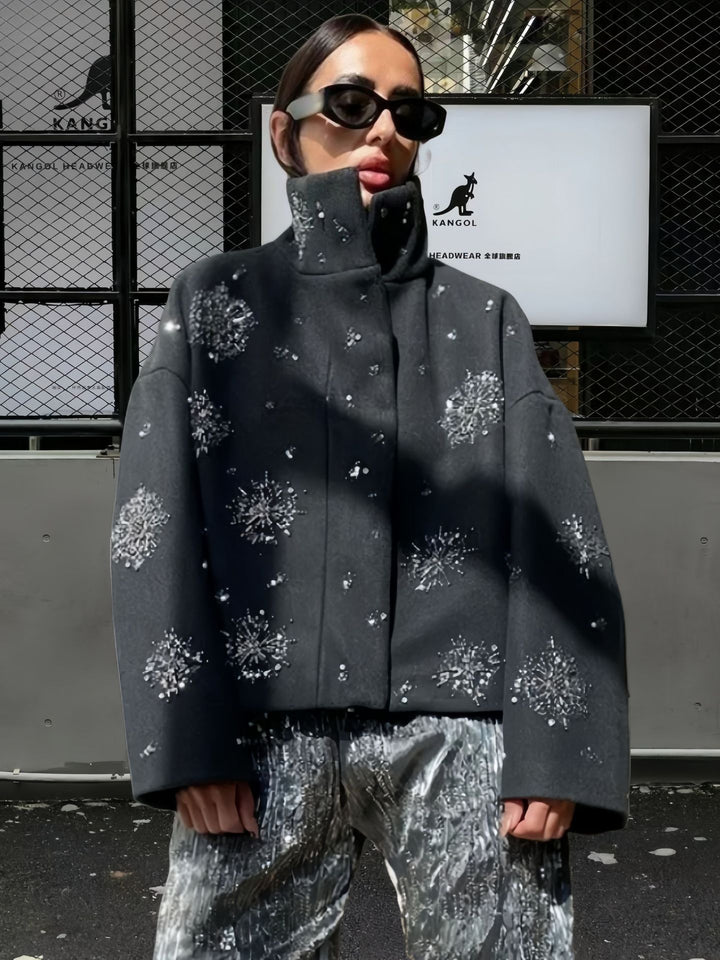 Damer Moderiktigt Oversized-jacka med glittrande applikationer Mirla-Eva Jonsson