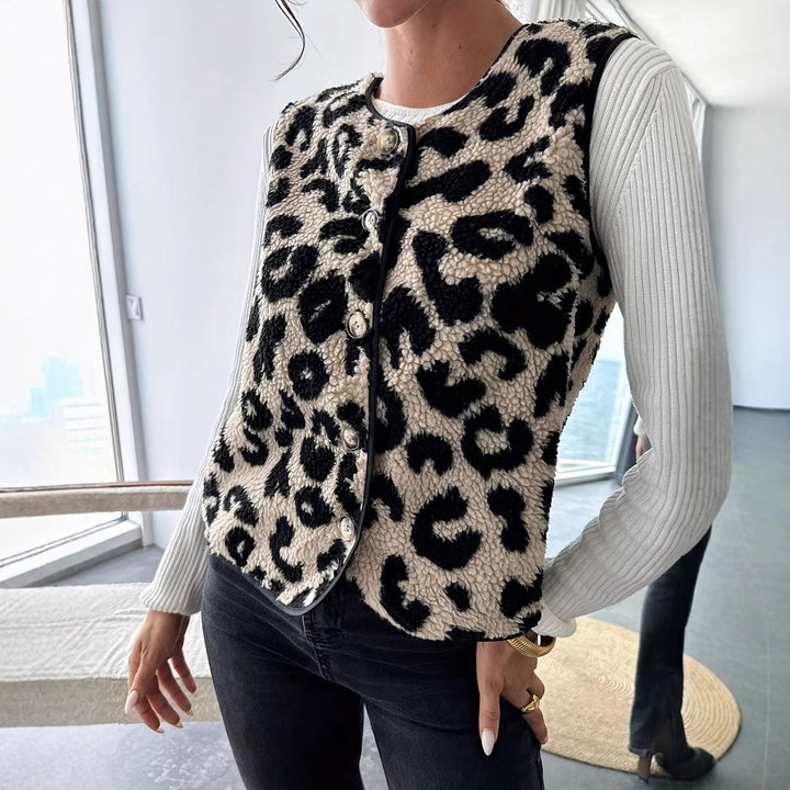 Damer Moderiktigt Plushväst med leopardmönster Mirla-Eva Jonsson