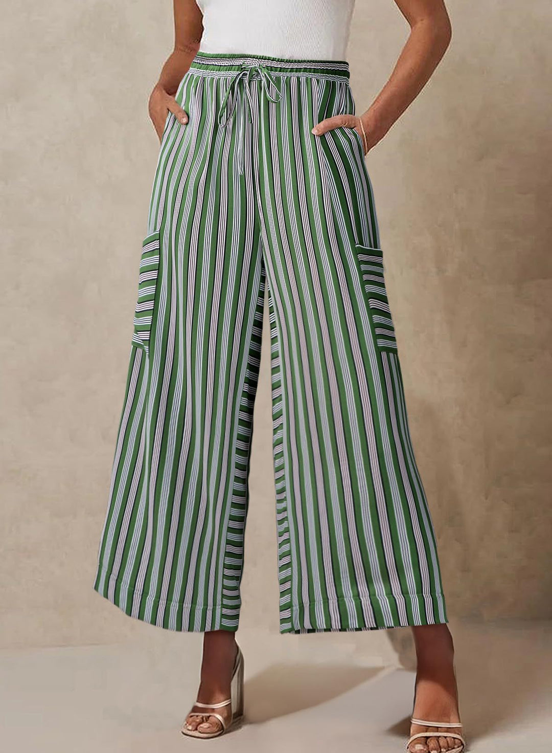 Damer Moderisk Culotte-byxor med sidofickor och elastisk midja Mirla-Eva Jonsson