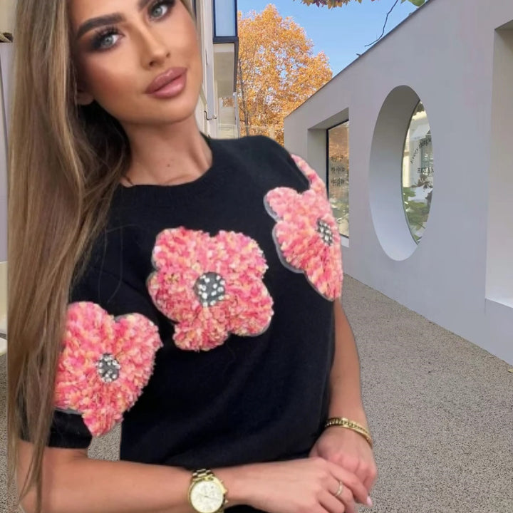 Damer Moderisk Stickad tröja med blomapplikationer Mirla-Eva Jonsson