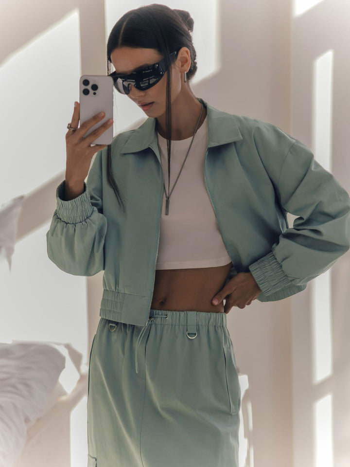Damer Modern Cropped Jacka med elastiska ärmar Mirla-Eva Jonsson