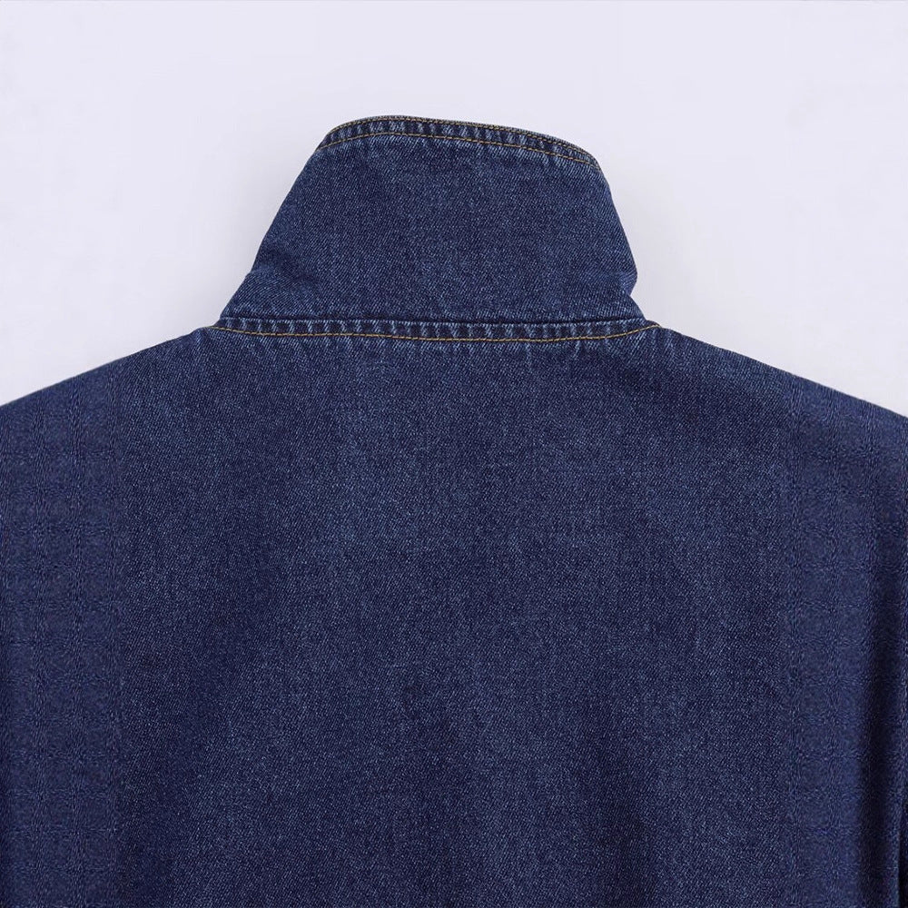 Damer Modern Denim-jacka med uppstående krage och praktiska fickor Mirla-Eva Jonsson