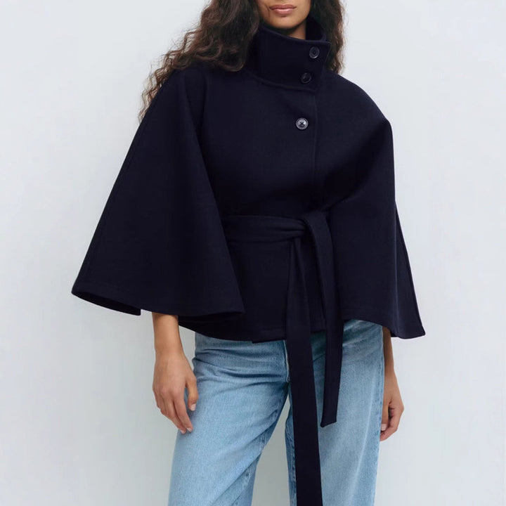 Damer Modern Wrap Jacket med bred passform och hög krage Mirla-Eva Jonsson
