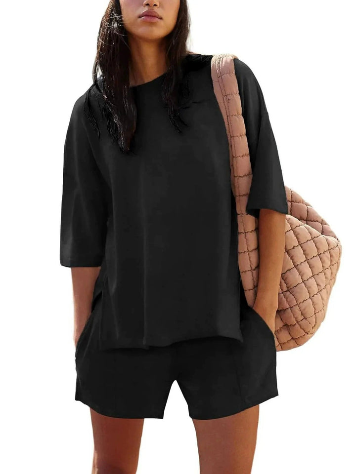 Damer Moderna Lounge-short med lös T-shirt-set Mirla-Eva Jonsson