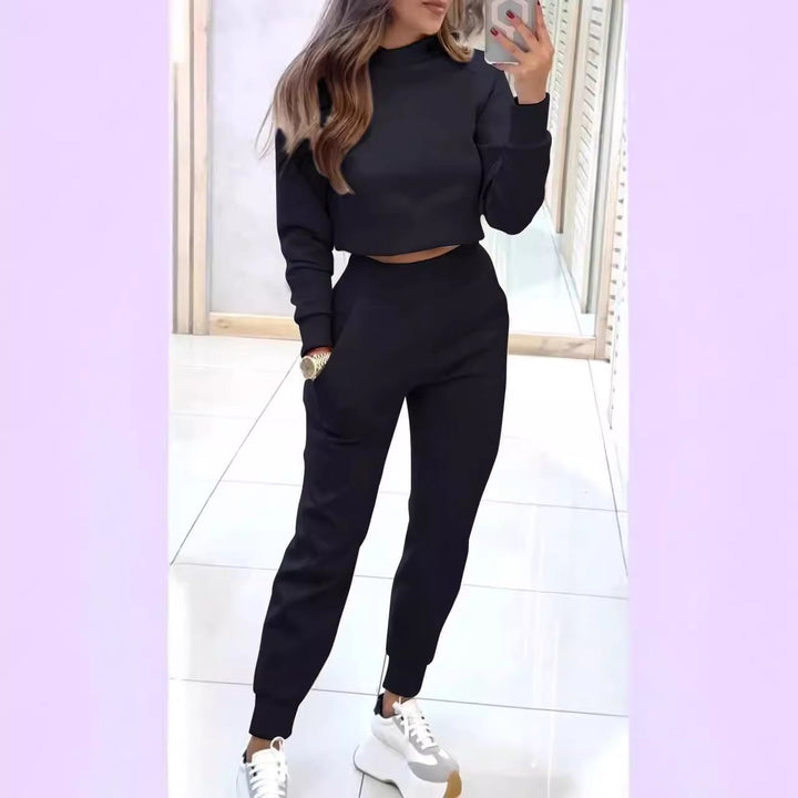 Damer Modernt Loungewear-set med höghalset topp och bekväma byxor Mirla-Eva Jonsson