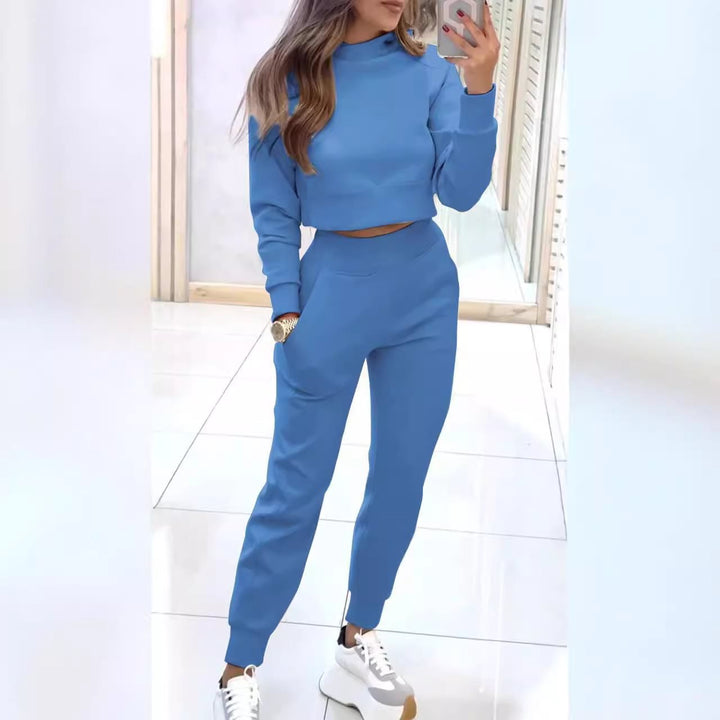 Damer Modernt Loungewear-set med höghalset topp och bekväma byxor Mirla-Eva Jonsson