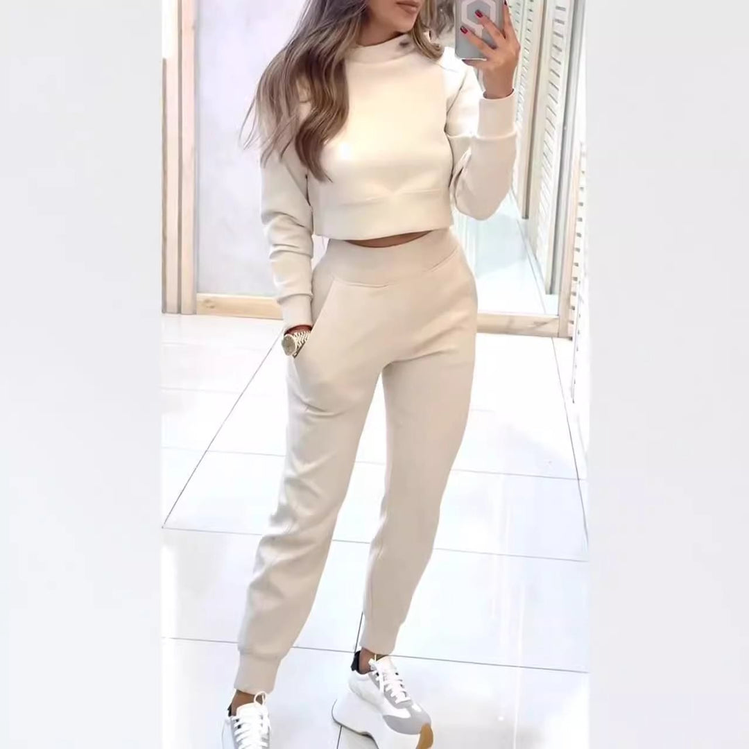 Damer Modernt Loungewear-set med höghalset topp och bekväma byxor Mirla-Eva Jonsson