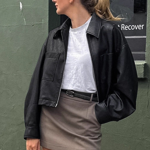 Damer Modetrend Croppad Konstläderjacka med dragkedja och fickor Mirla-Eva Jonsson
