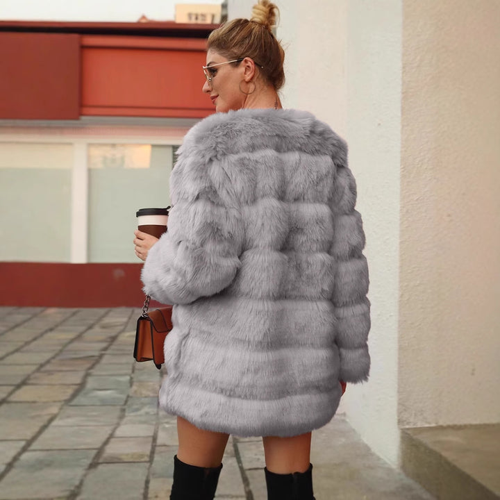 Damer Modetrend Konstfällsjacka med voluminösa ärmar Mirla-Eva Jonsson