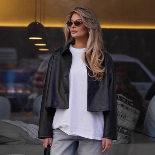 Damer Modett cropped konstläderjacka med stiliga detaljer Eva Jonsson-Eva Jonsson