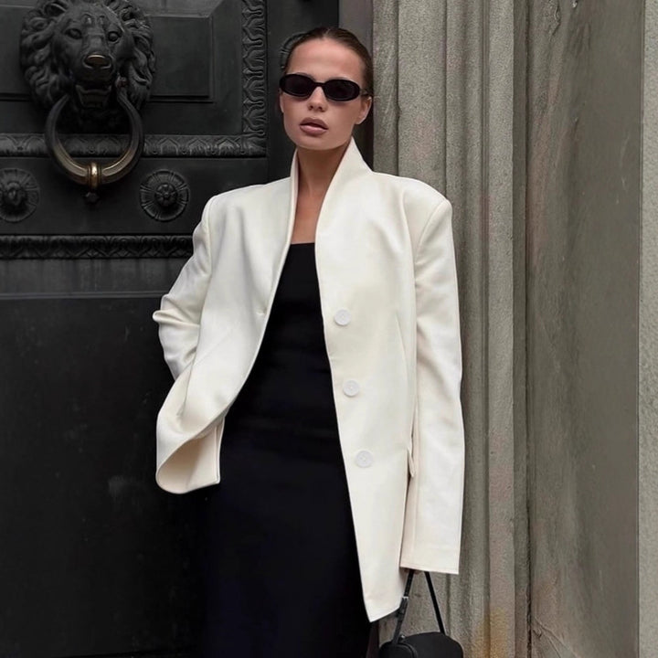 Damer Modig Oversized Blazer med strukturerad krage och eleganta knappdetaljer Eva Jonsson-Eva Jonsson