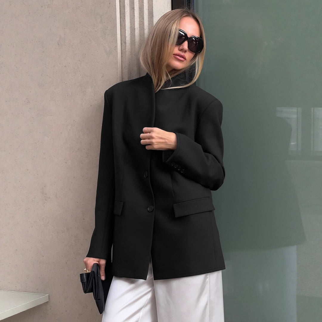 Damer Modig Oversized Blazer med strukturerad krage och eleganta knappdetaljer Eva Jonsson-Eva Jonsson