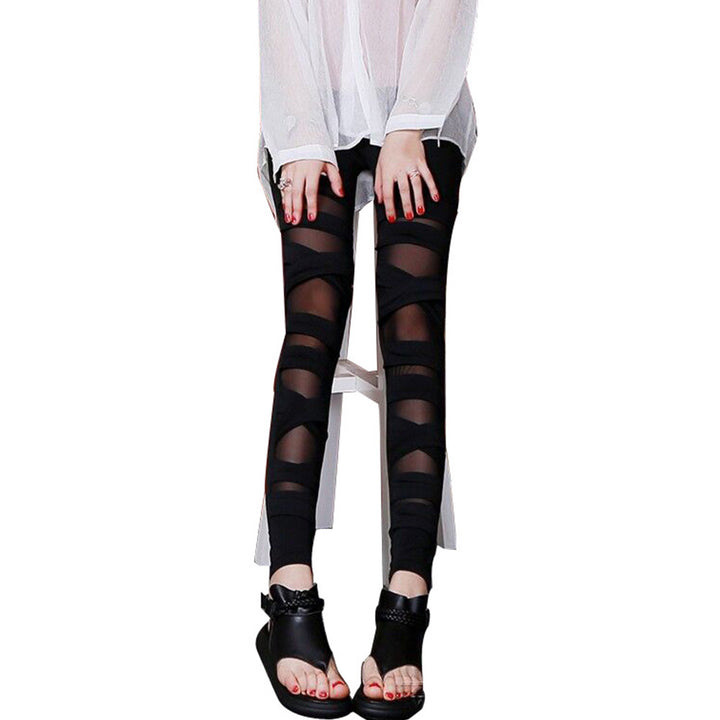 Damer Modiga leggings med transparenta insättningar och unik design Mirla-Eva Jonsson
