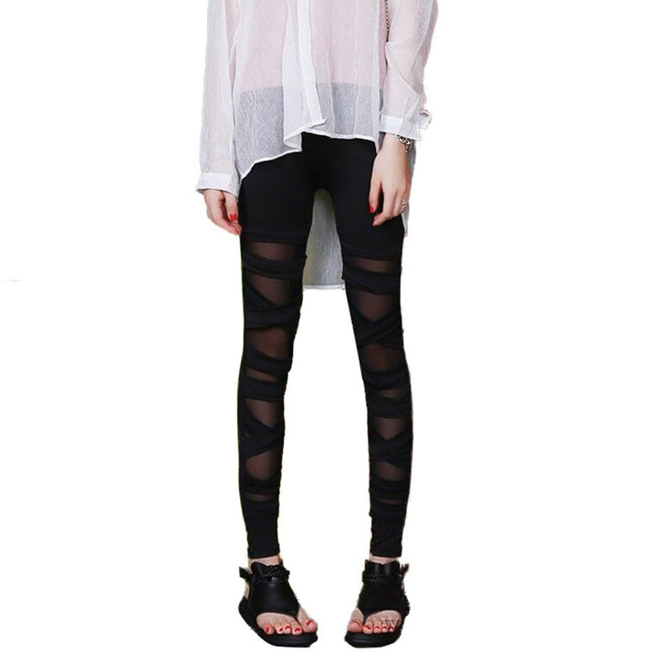 Damer Modiga leggings med transparenta insättningar och unik design Mirla-Eva Jonsson