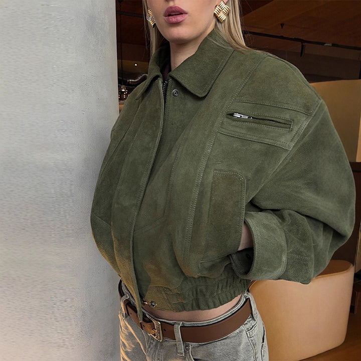 Damer Modisch Mocka Jacka i cropped stil med praktiska fickor Mirla-Eva Jonsson