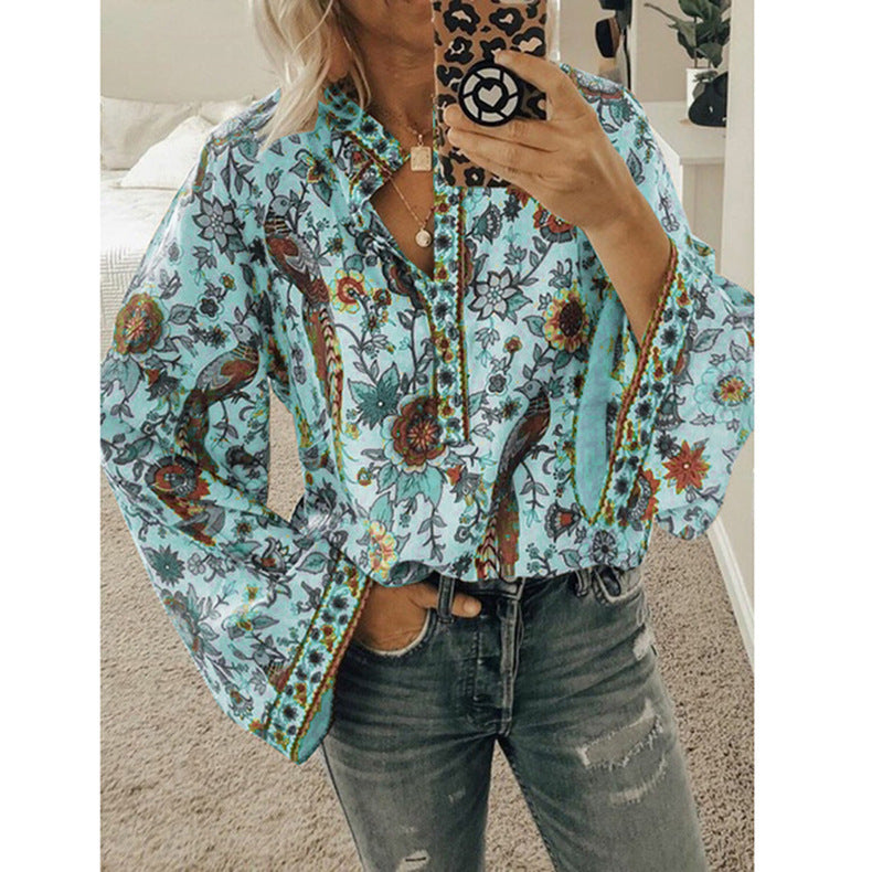 Damer Modische Blus med färgglad blommönster och högkvalitativa detaljer Mirla-Eva Jonsson