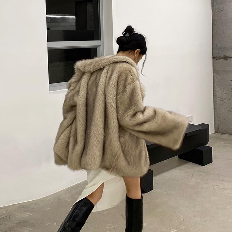 Damer Modish Oversize Konstpäls-Cape Eva Jonsson-Eva Jonsson