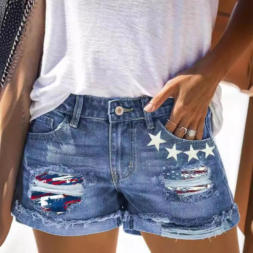 Damer Modiska förstöra denimshorts med kreativa applikationer Mirla-Eva Jonsson