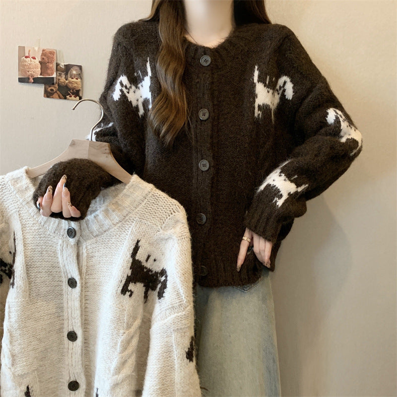 Damer Mönstrad Stickad Cardigan med Djurmönster och Bekväma Oversized Passformer Mirla-Eva Jonsson