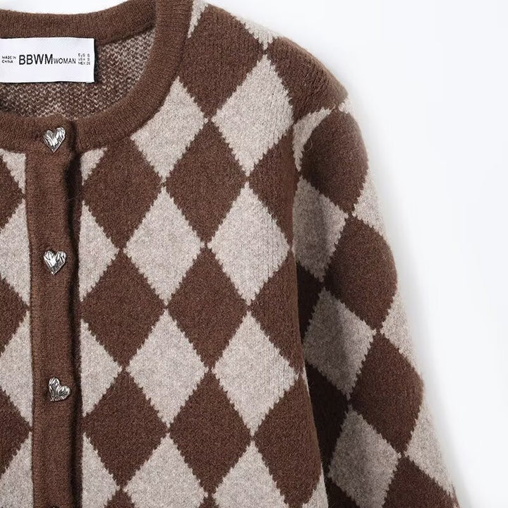 Damer Mönstrad stickad cardigan med hjärtformade knappar Mirla-Eva Jonsson