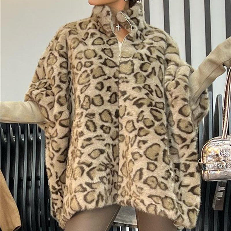 Damer Mysfleece-Poncho i leopardmönster Eva Jonsson-Eva Jonsson