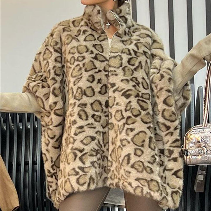 Damer Mysfleece-Poncho i leopardmönster Eva Jonsson-Eva Jonsson