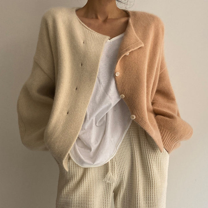 Damer Mysig Stickad Cardigan med Höga Ärmar och Unik Design Eva Jonsson-Eva Jonsson