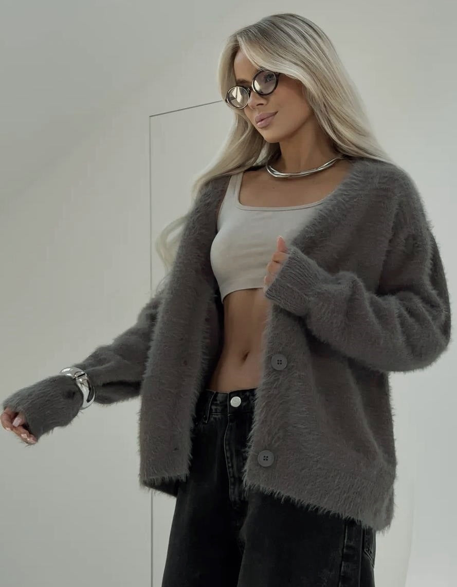 Damer Mysig Stickad Jacka med Moderna Knappdetaljer och Avslappnad Skärning Mirla-Eva Jonsson