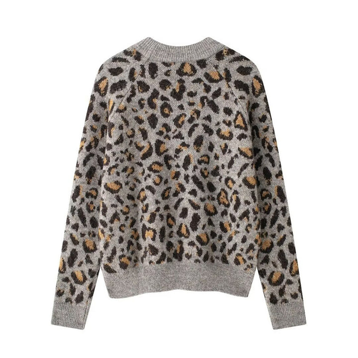 Damer Mysig Stickad Tröja med Modernt Leopardmönster Mirla-Eva Jonsson