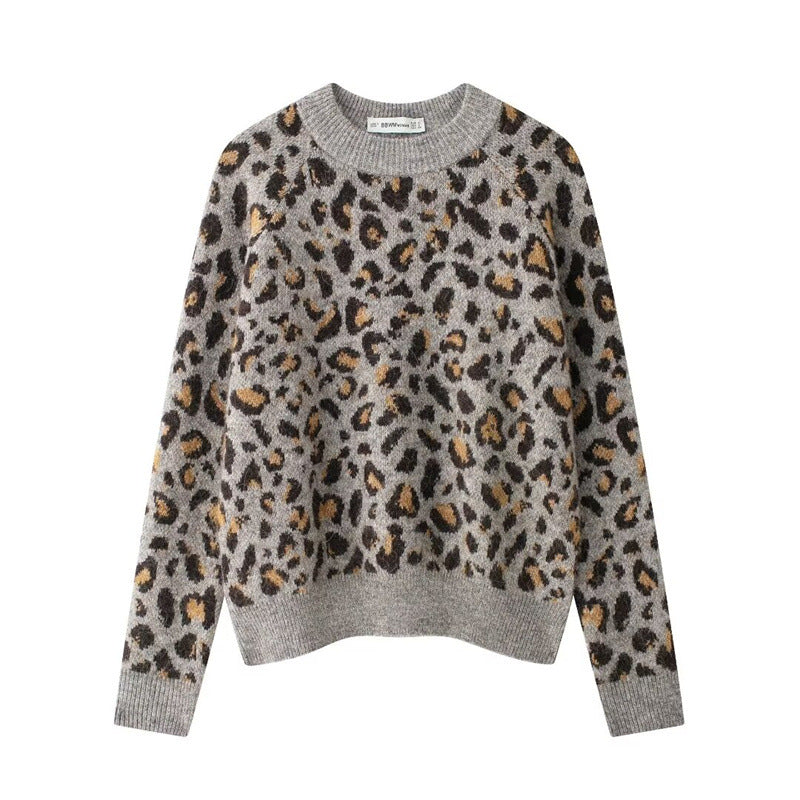 Damer Mysig Stickad Tröja med Modernt Leopardmönster Mirla-Eva Jonsson