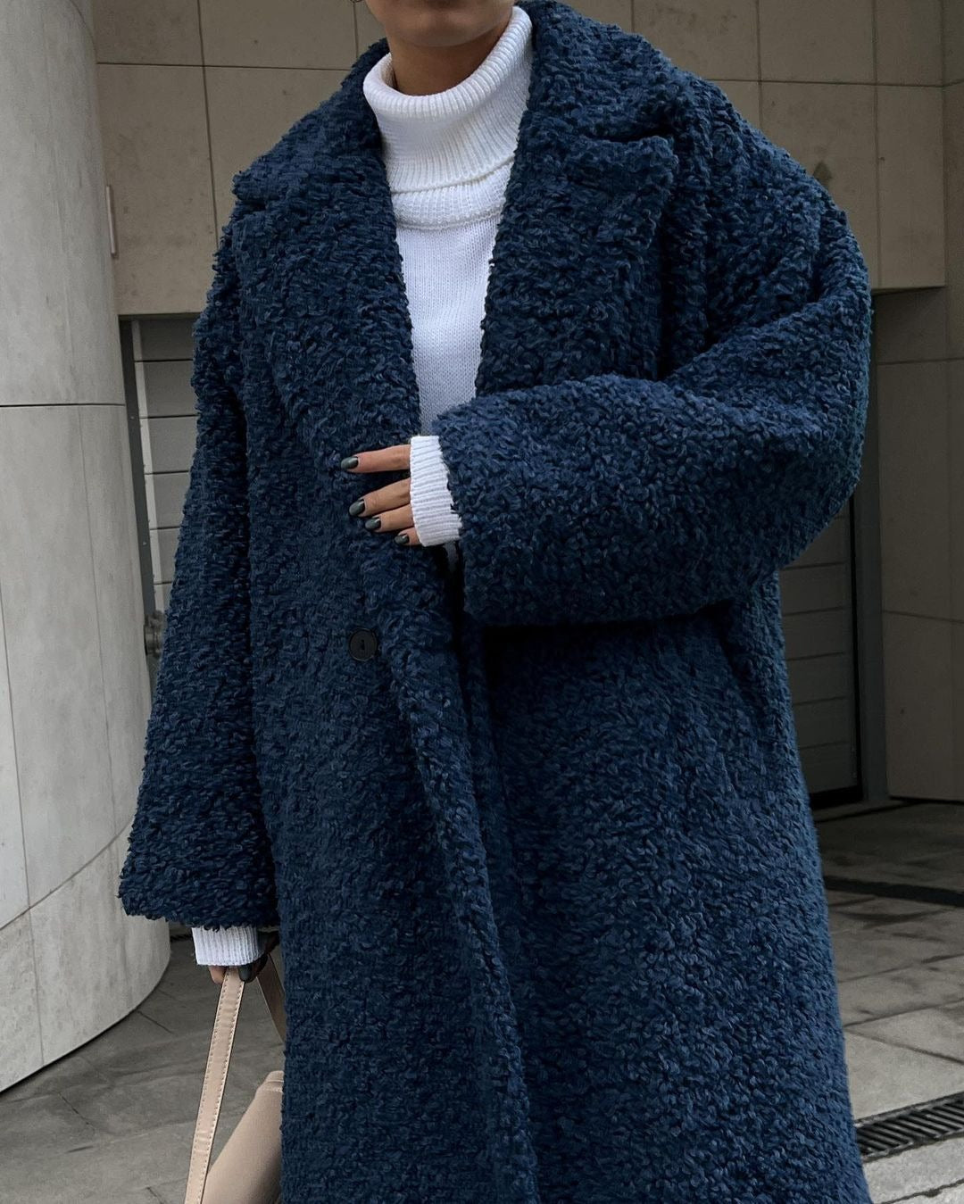 Damer Mysig Teddyjacka i elegant Oversize-design Mirla-Eva Jonsson