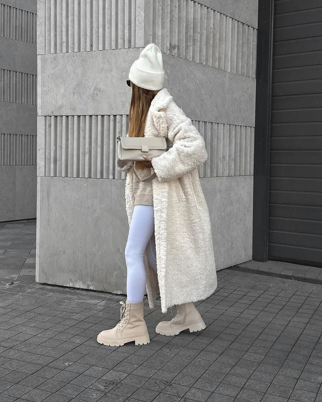 Damer Mysig Teddyjacka i elegant Oversize-design Mirla-Eva Jonsson