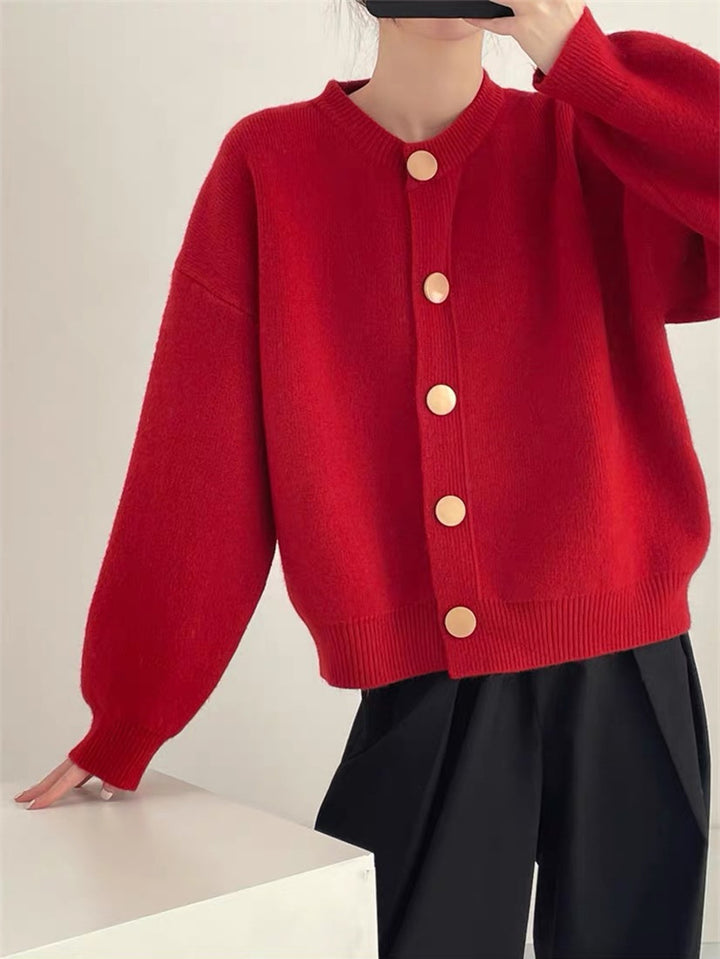 Damer Mysig stickad cardigan med knapppdetail Eva Jonsson-Eva Jonsson