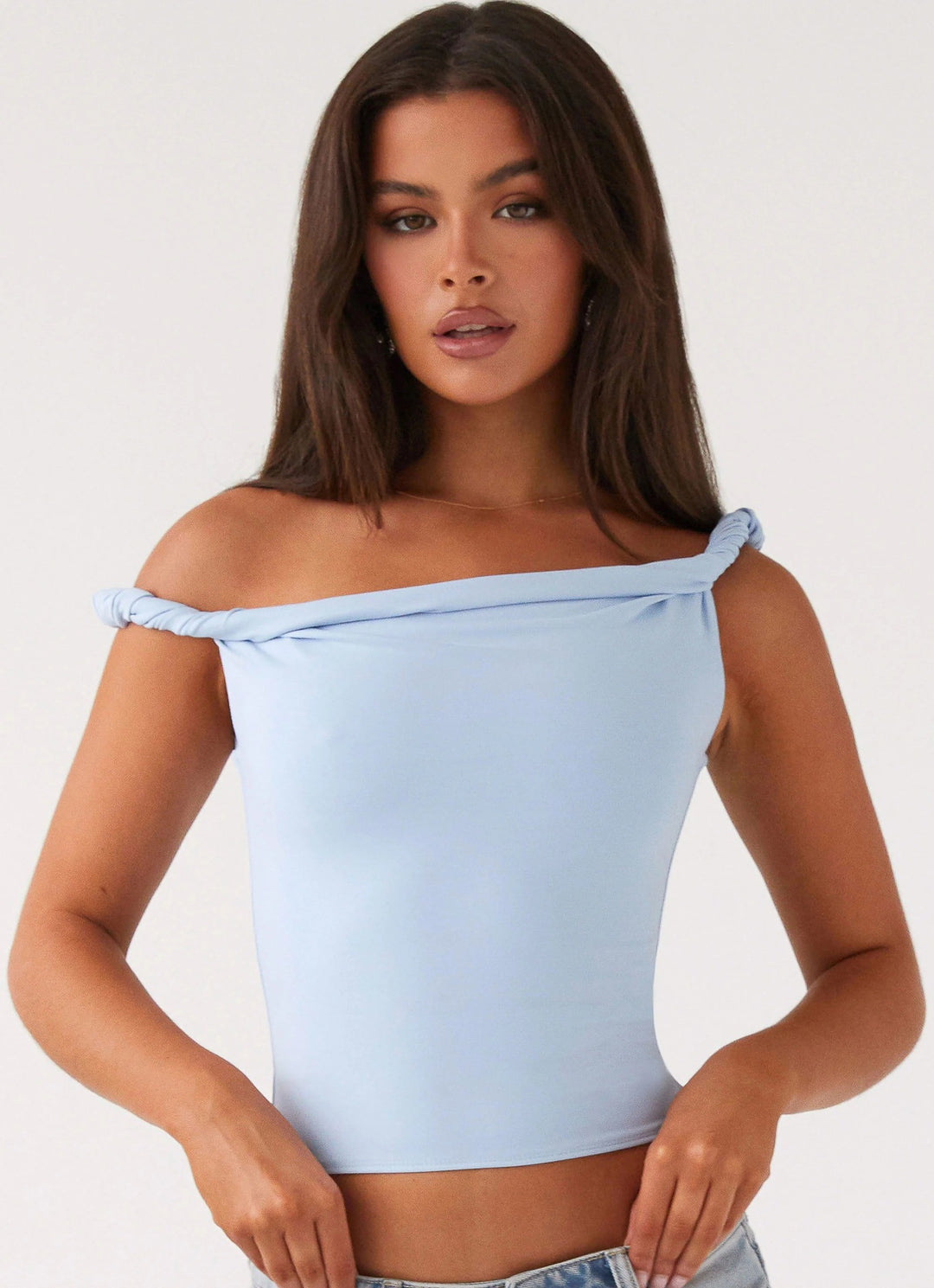 Damer Off-Shoulder Crop-Top med stiliga rynkelementen Mirla-Eva Jonsson