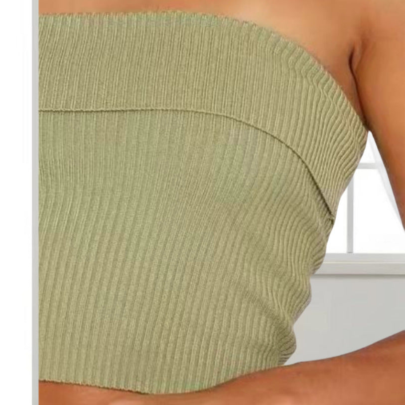 Damer Off-Shoulder Cropped Top med strukturerad ribbdesign Mirla-Eva Jonsson