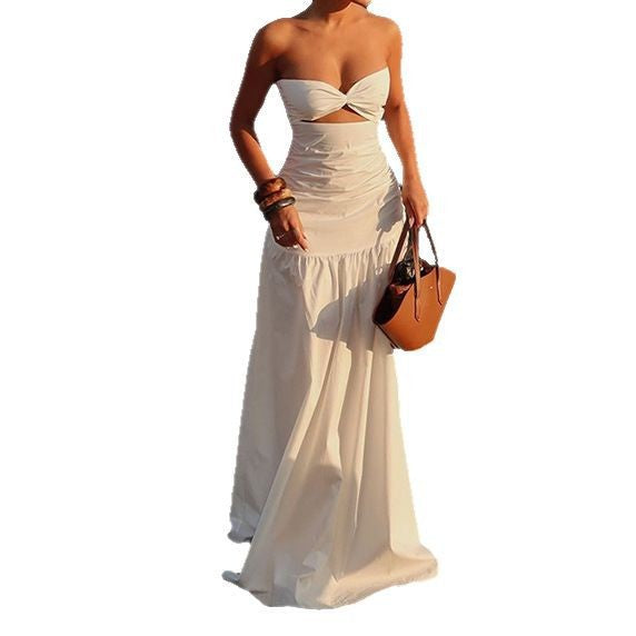 Damer Off-Shoulder Maxi Dress med dekorativt Cut-Out och elegant Fållning Mirla-Eva Jonsson